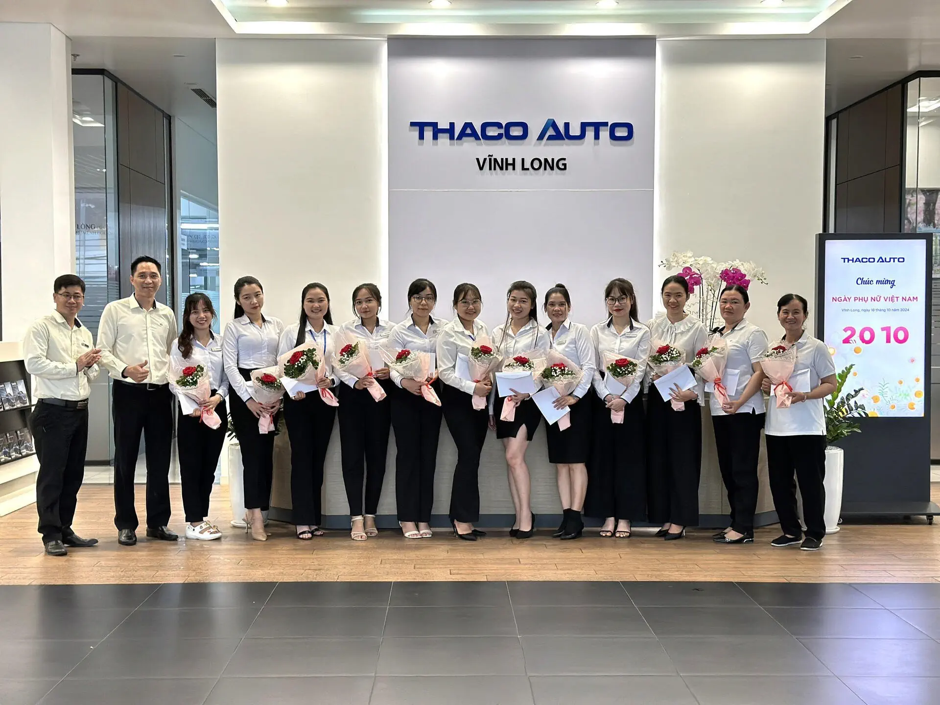 Nữ CBNV THACO AUTO Vĩnh Long rạng rỡ trong Ngày Phụ nữ Việt Nam 20/10