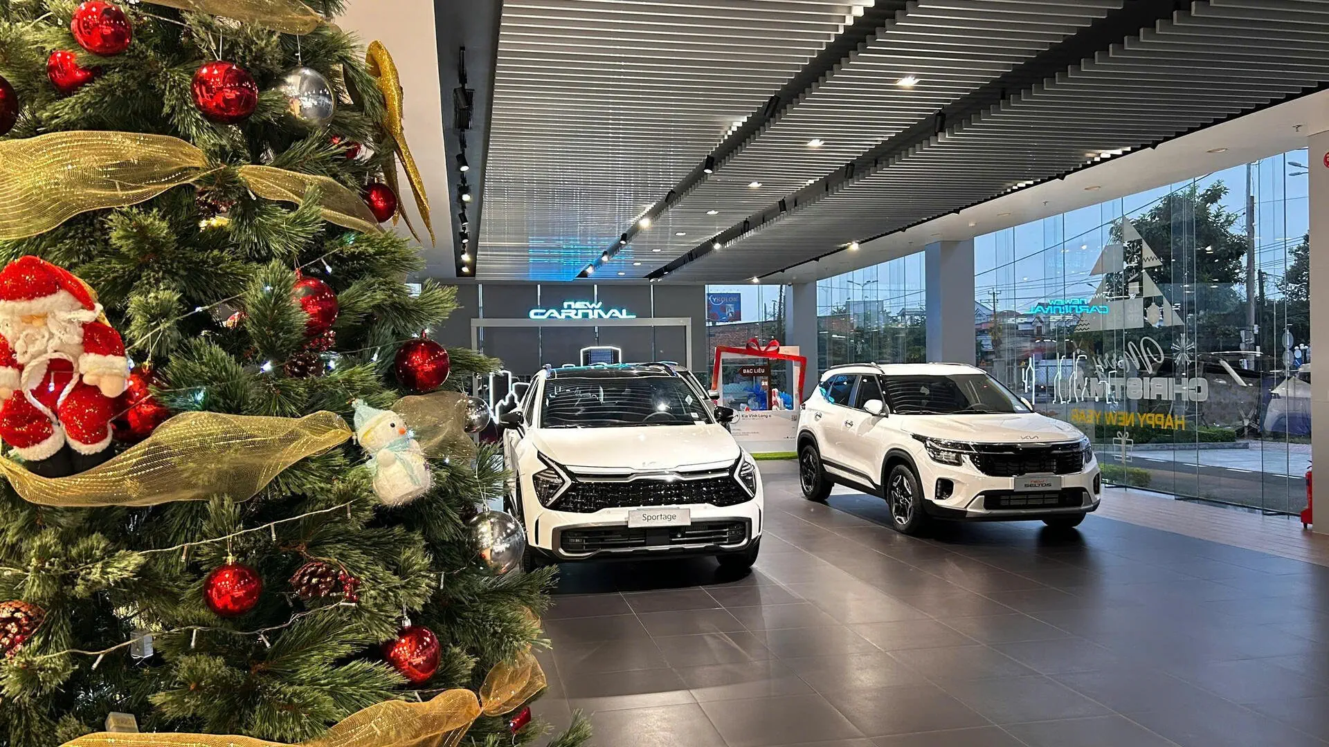 Đón Giáng sinh an lành cùng THACO AUTO Vĩnh Long